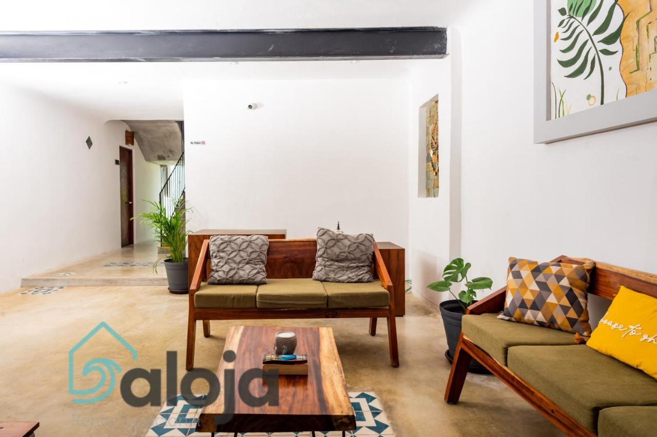Vica Guest House Con Piscina En La Entrada De La Zona Hotelera كانكون المظهر الخارجي الصورة